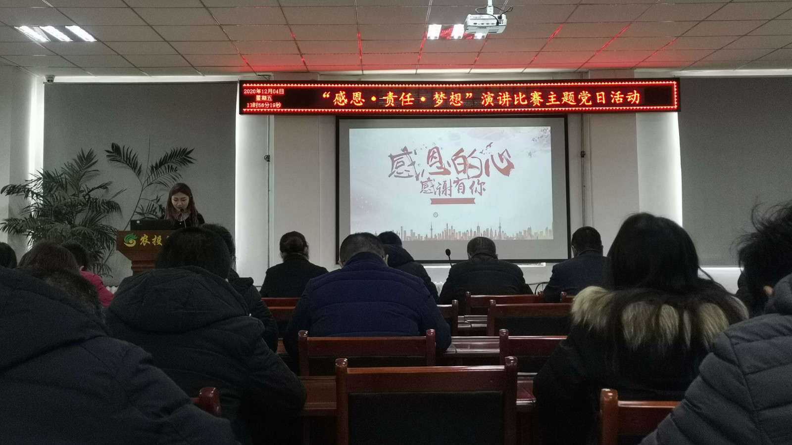 WJ``1XT@W8D0M_XQF0E8JI8_meitu_2.jpg