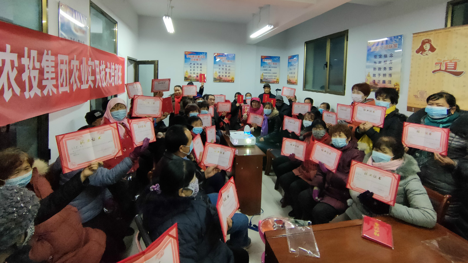 6b33b9187c456f1d3ad89dfb01e5f8c_meitu_5.jpg